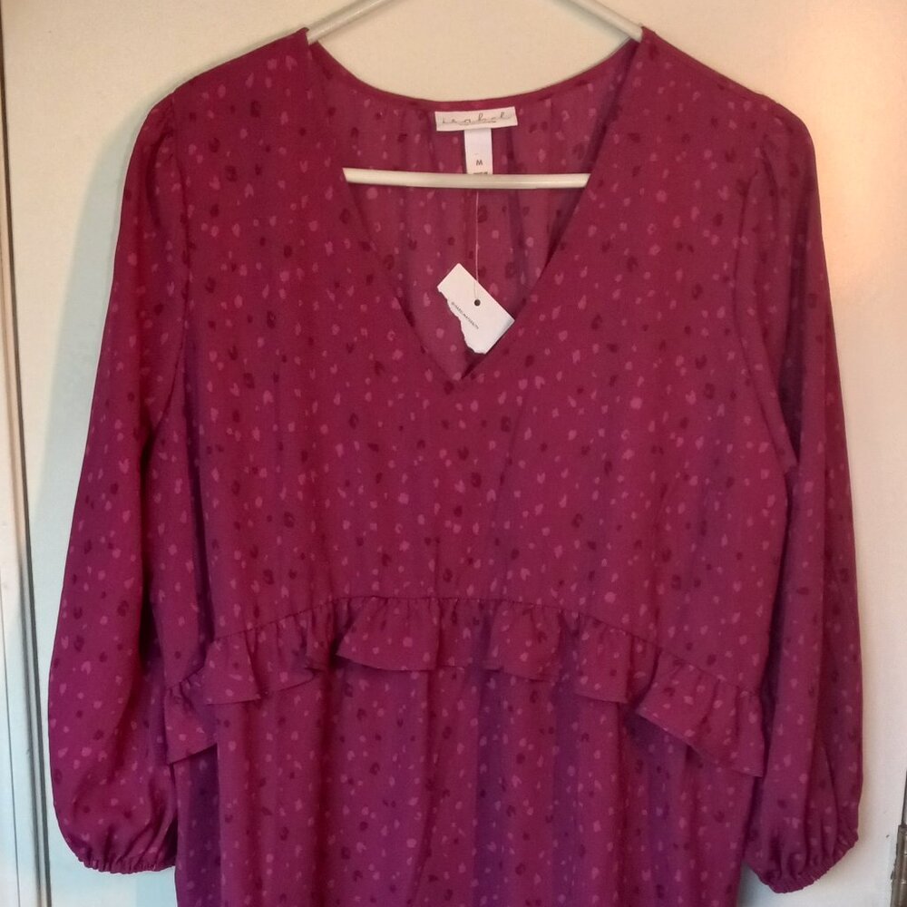 Ingrid & Isabel Maternity Top Blouse Size M Berry Ruffle Trim 3/4 Sleeve V-Neck - Picture 2 of 11
